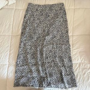 Brandy Melville midi skirt!!